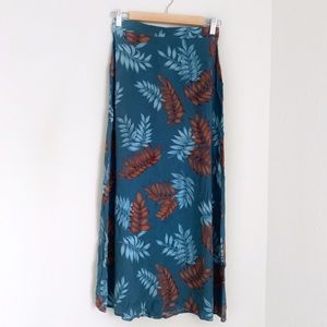 Blue floral leaf tropical maxi skirt